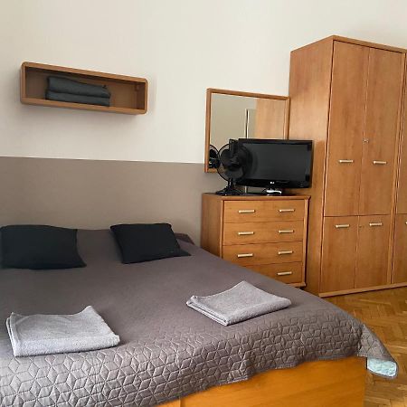 Guest Rest Studio Apartments Budapest Exterior foto