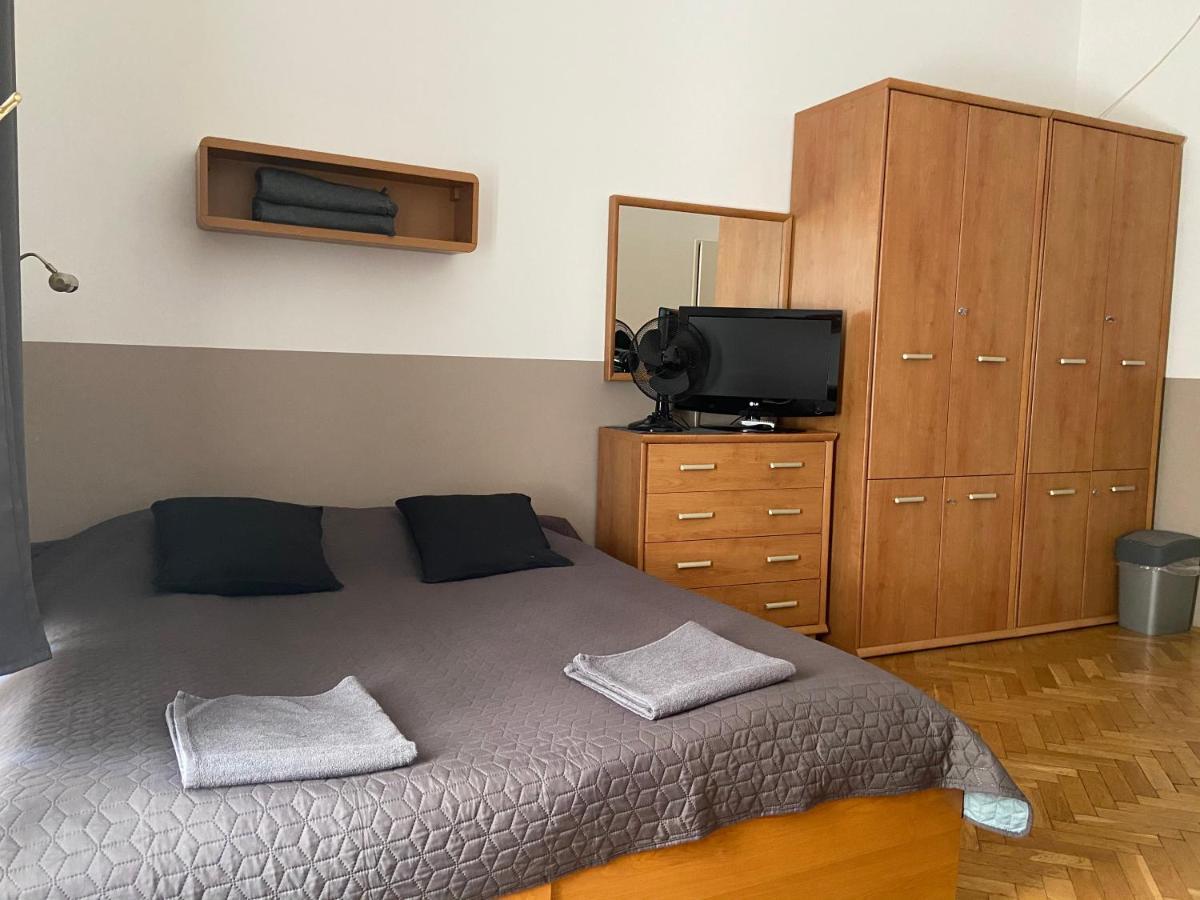 Guest Rest Studio Apartments Budapest Exterior foto