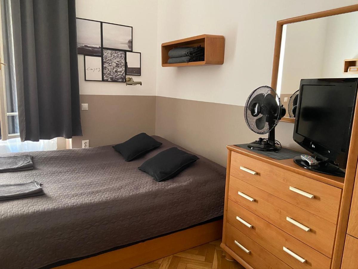 Guest Rest Studio Apartments Budapest Exterior foto